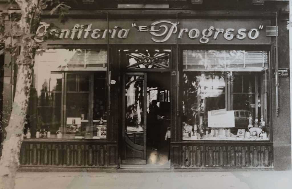 Fachada en el año 1972